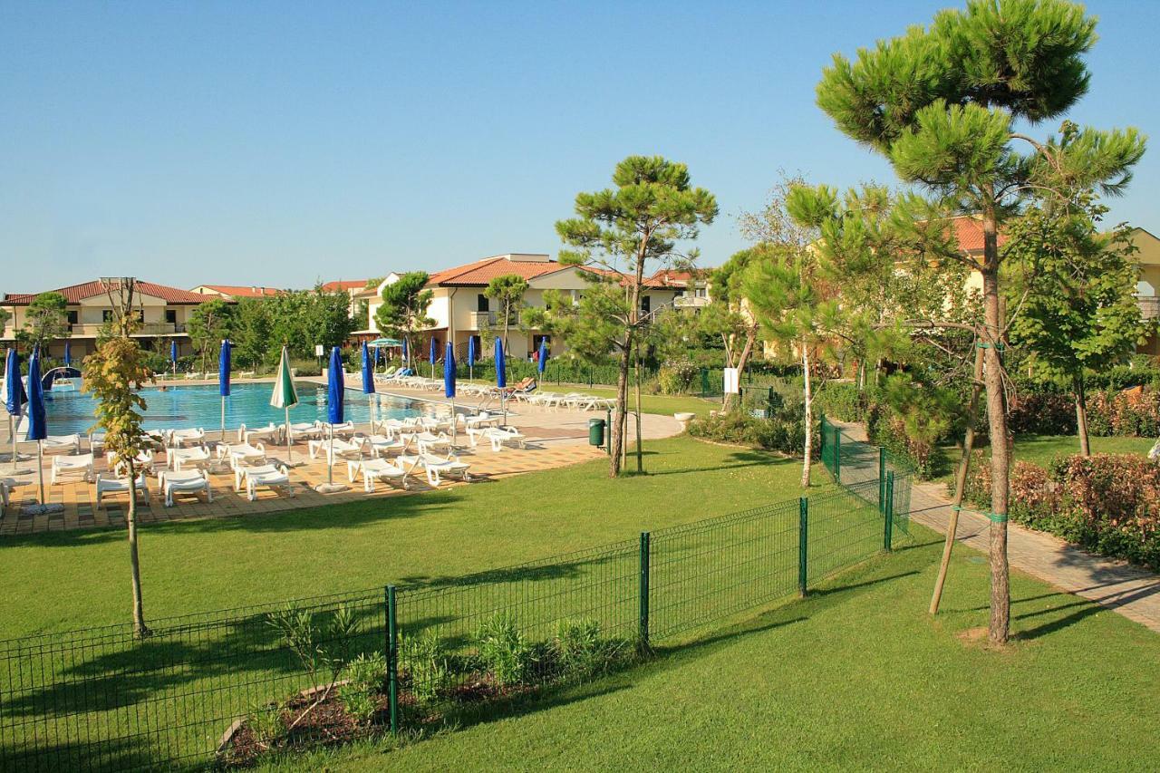 Olmi Lido Altanea Apartment Caorle Bagian luar foto